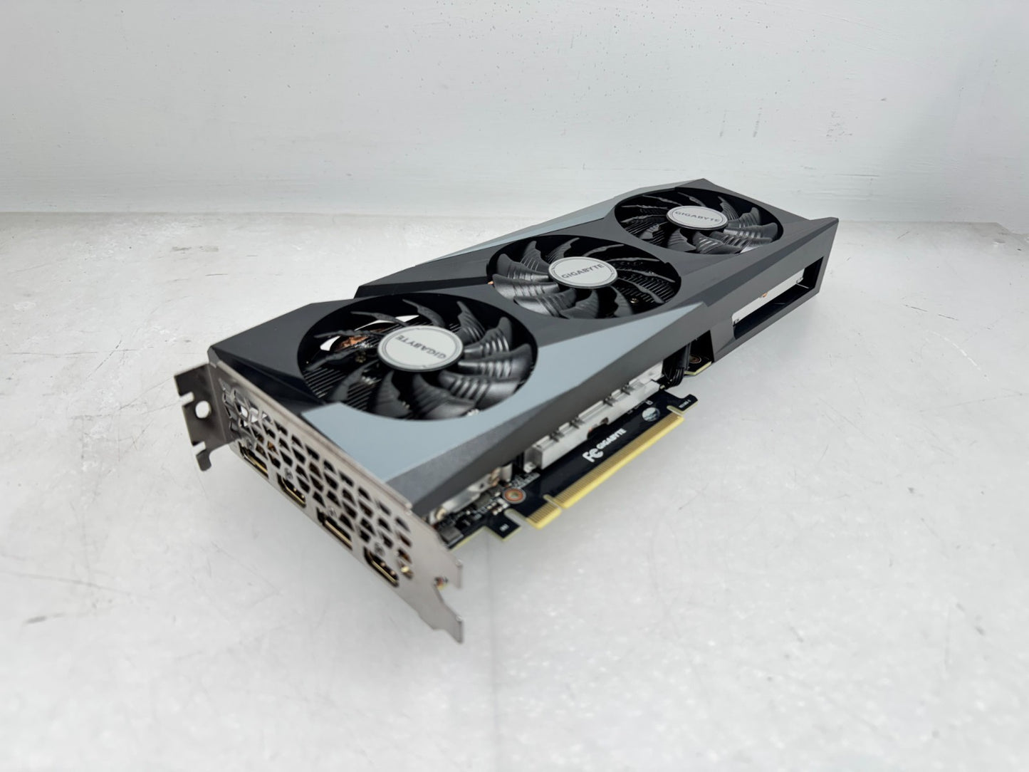 GIGABYTE RTX GeForce 3050 GAMING OC 8GB DDR6 Graphics Card GV-N3050GAMING OC-8GD