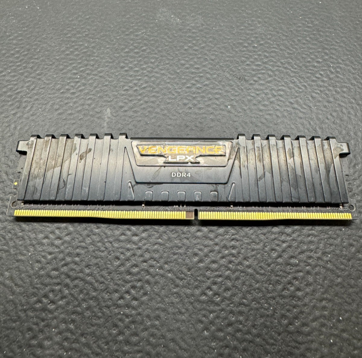 Corsair Vengeance 16GB (1x16GB) DDR4 3200MHz Ram Memory CMK32GX4M2B3200C16