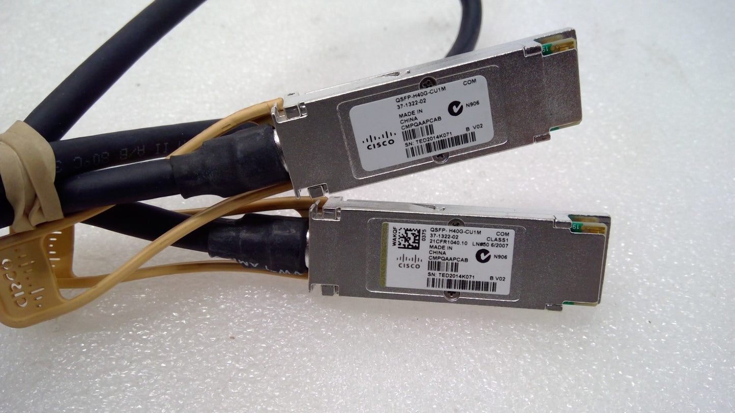 LOT OF 4 Cisco QSFP-H40G-CU1M 40G BASE Passive Copper Cable 37-1322-03