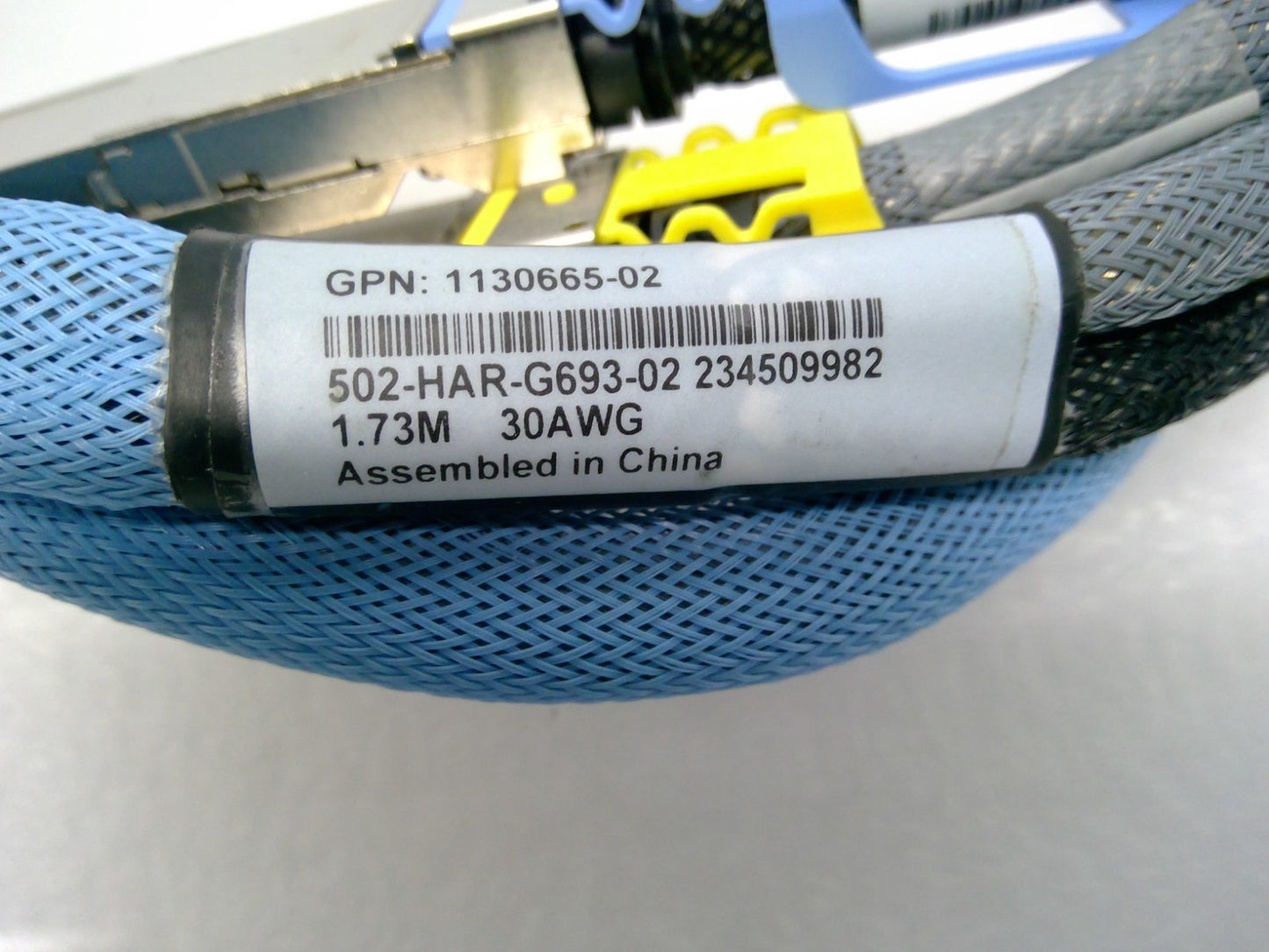 Amphenol 502-HAR-G693-02 2x400G OSFP to 2x400G OSFP DAC 1.73M 30AWG 1130665-02