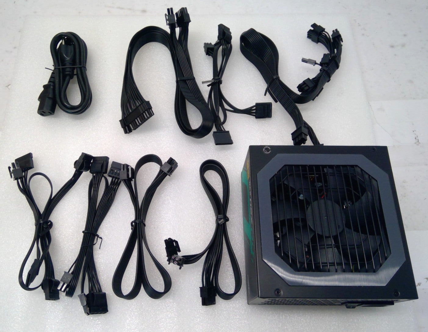 DeepCool DQ750-M-V2L 750W 80 PLUS Gold Certified Fully Modular Power Supply