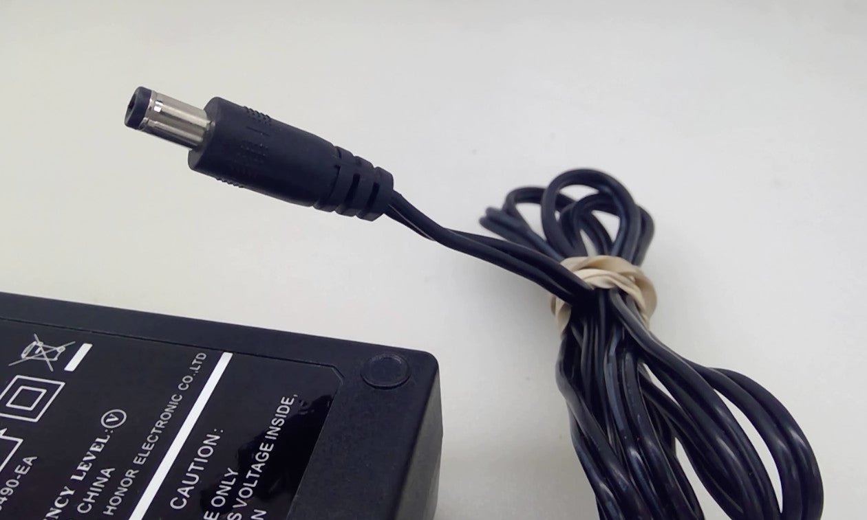 Hoioto ADS-65DI-12-2 12060E 12V 5A 60W AC/DC Adapter 5.5mm x 2.5mm w/cord