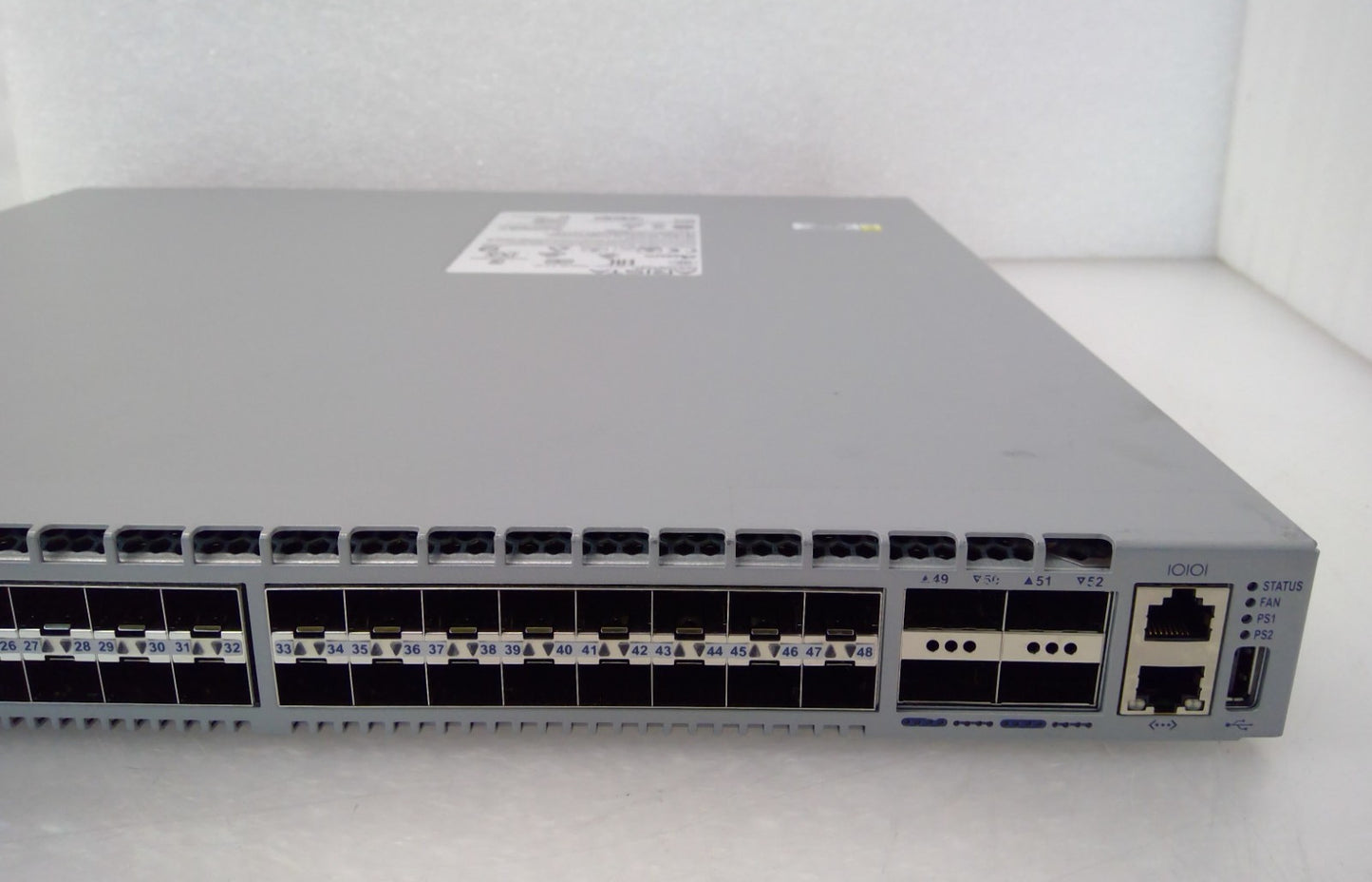 Arista DCS-7050SX-64-F Switch Front-To-Rear Airflow 48-Port 10G SFP+ 4x 40G QSFP