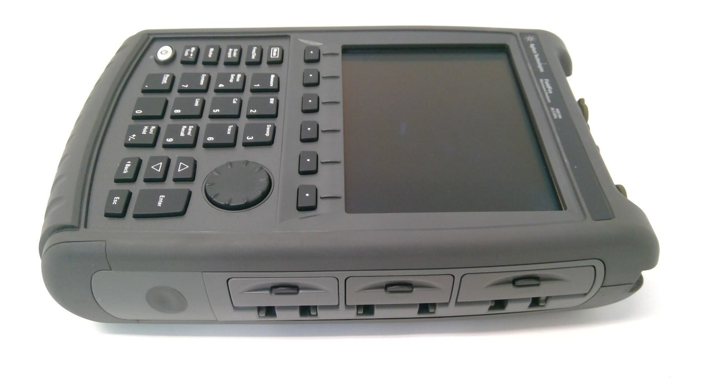 Agilent TECH N9918A FieldFox 26.5 GHz RF Cable Antenna Combination Analyzer full