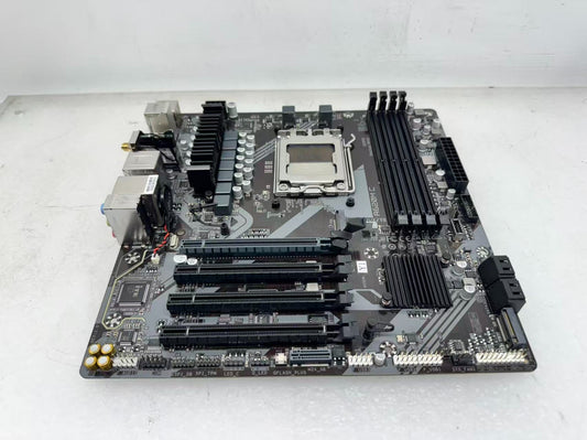 GIGABYTE A620M C Motherboard DDR5 AMD Socket AM5 WiFi Card