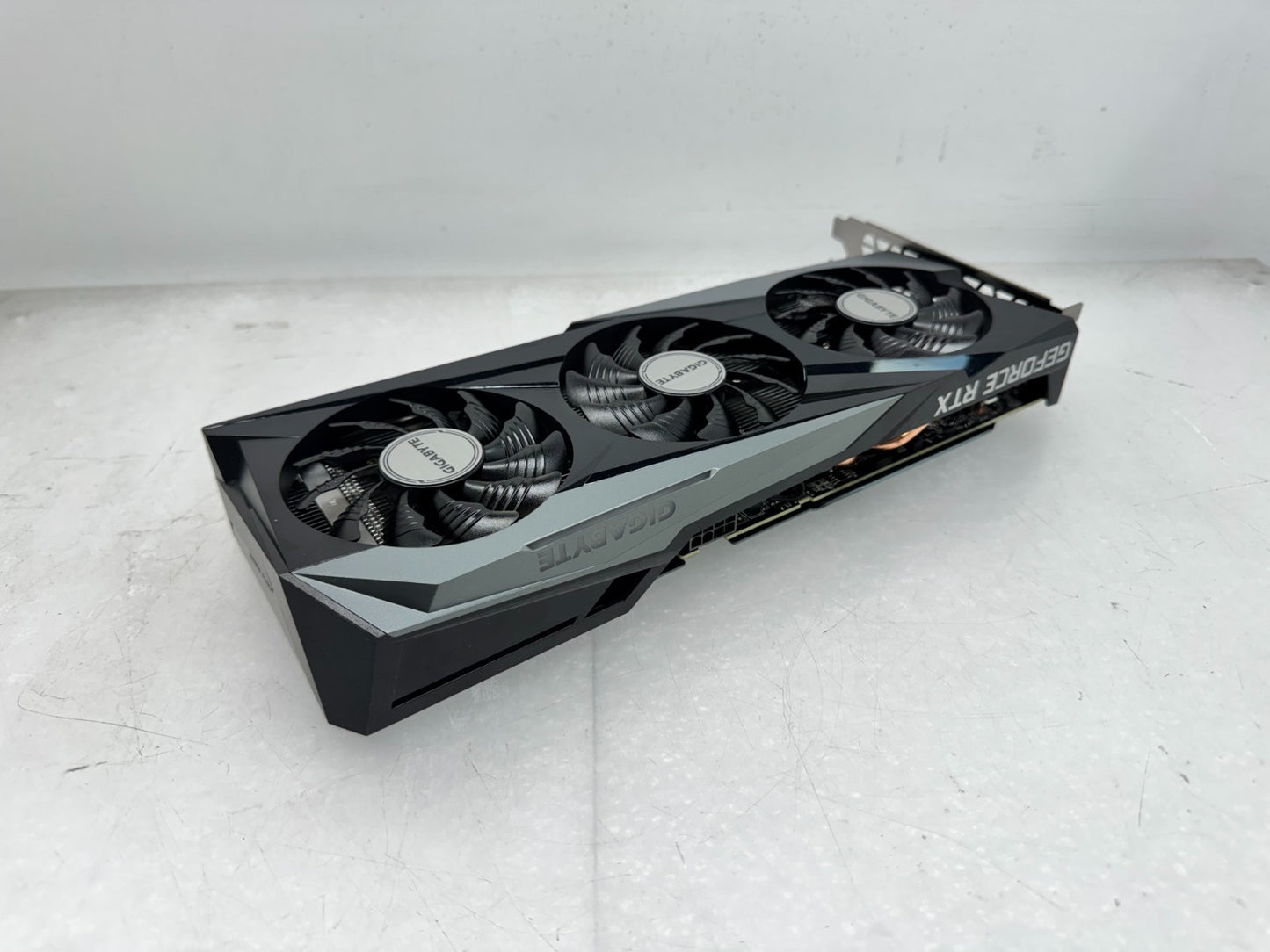 GIGABYTE RTX GeForce 3050 GAMING OC 8GB DDR6 Graphics Card GV-N3050GAMING OC-8GD