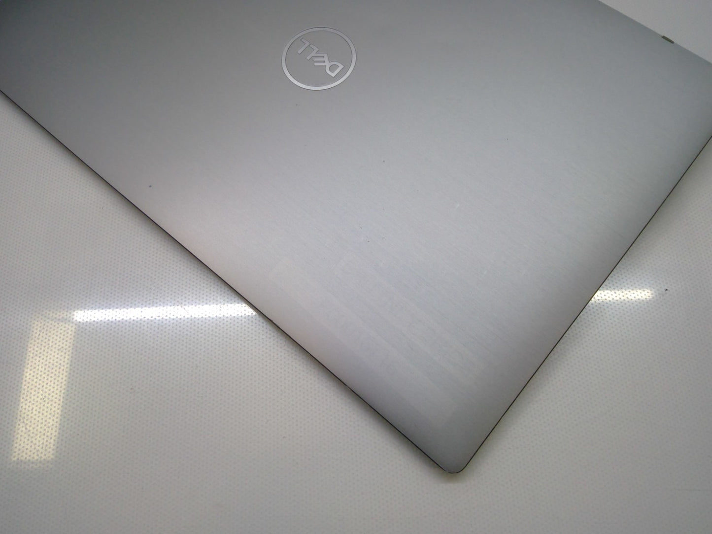 Dell Latitude 7400 14.0" 1920 x 1080 Matte LCD Screen Complete Assembly Silver