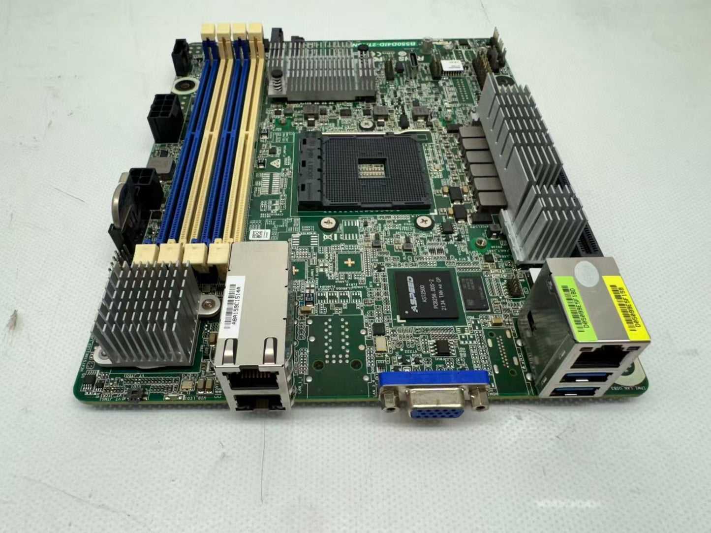 ASRock RACK B550D4ID-2T/18N mini-ITX Server Motherboard