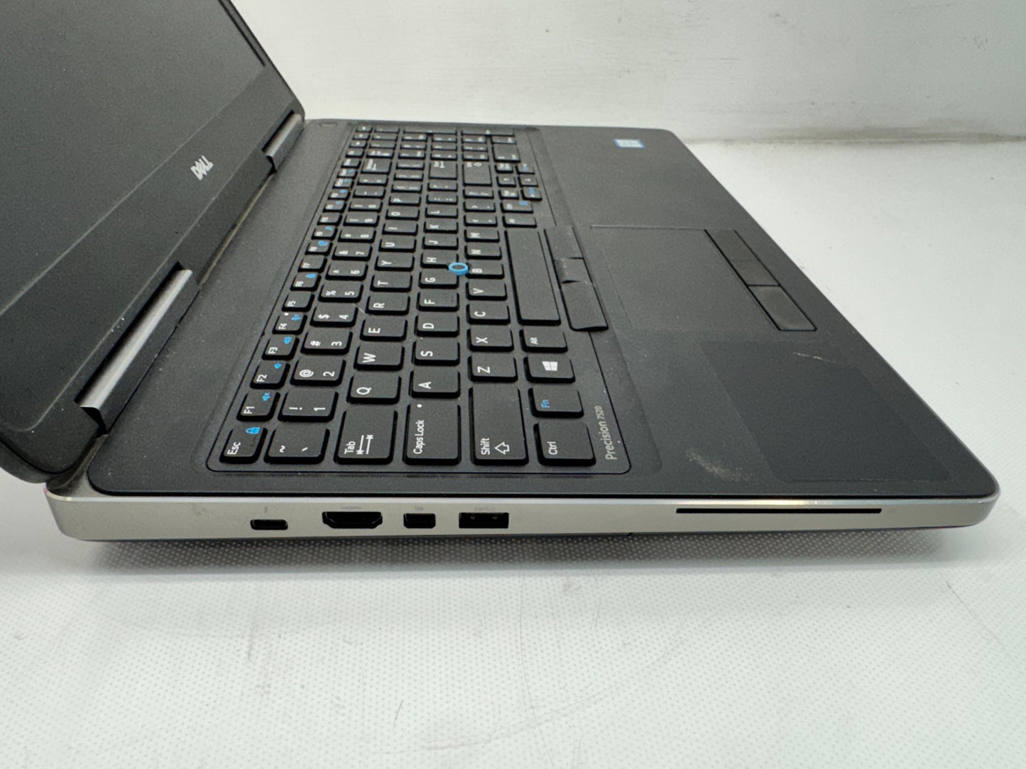 Dell Precision 7520 Intel i7-6820HQ@2.7Ghz 16GB 240G 2.5"SSD M2200 W/AC *READ*