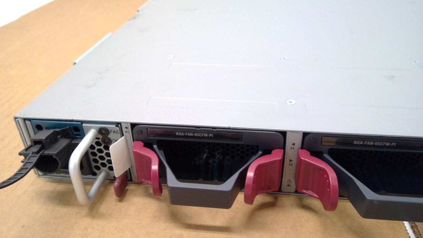 Cisco N9K-C9336C-FX2 Nexus 9300-FX 36-Port 40/100G QSFP28 Switch