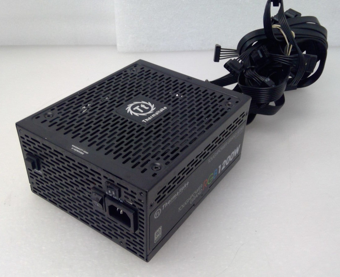 Thermaltake ToughPower Grand  TPG-1200F1FAP 1200W 80 Plus Platinum Power Supply