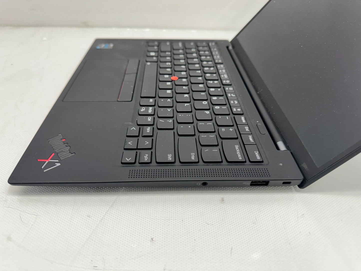 Lenovo ThinkPad X1 Carbon Gen 9 14" Intel i5-1135G7@2.4GHz 8GB 256G W/AC**READ*