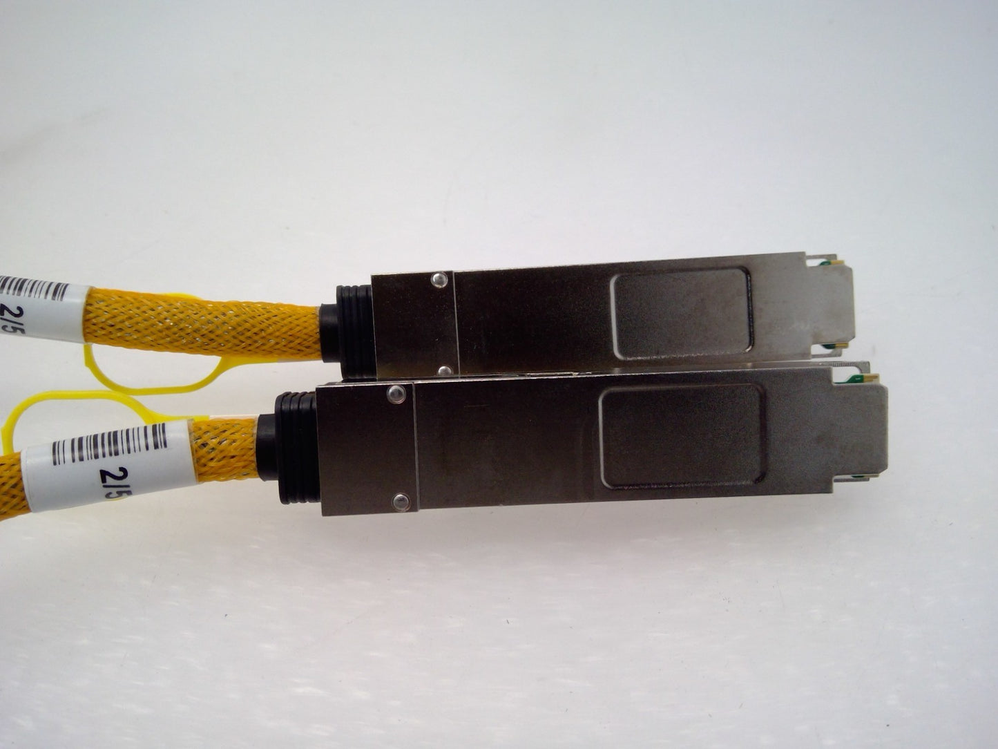 Amphenol 400G OSFP DAC Cable 1.727m 30AWG  NJPPER-G511-03 1155862-03