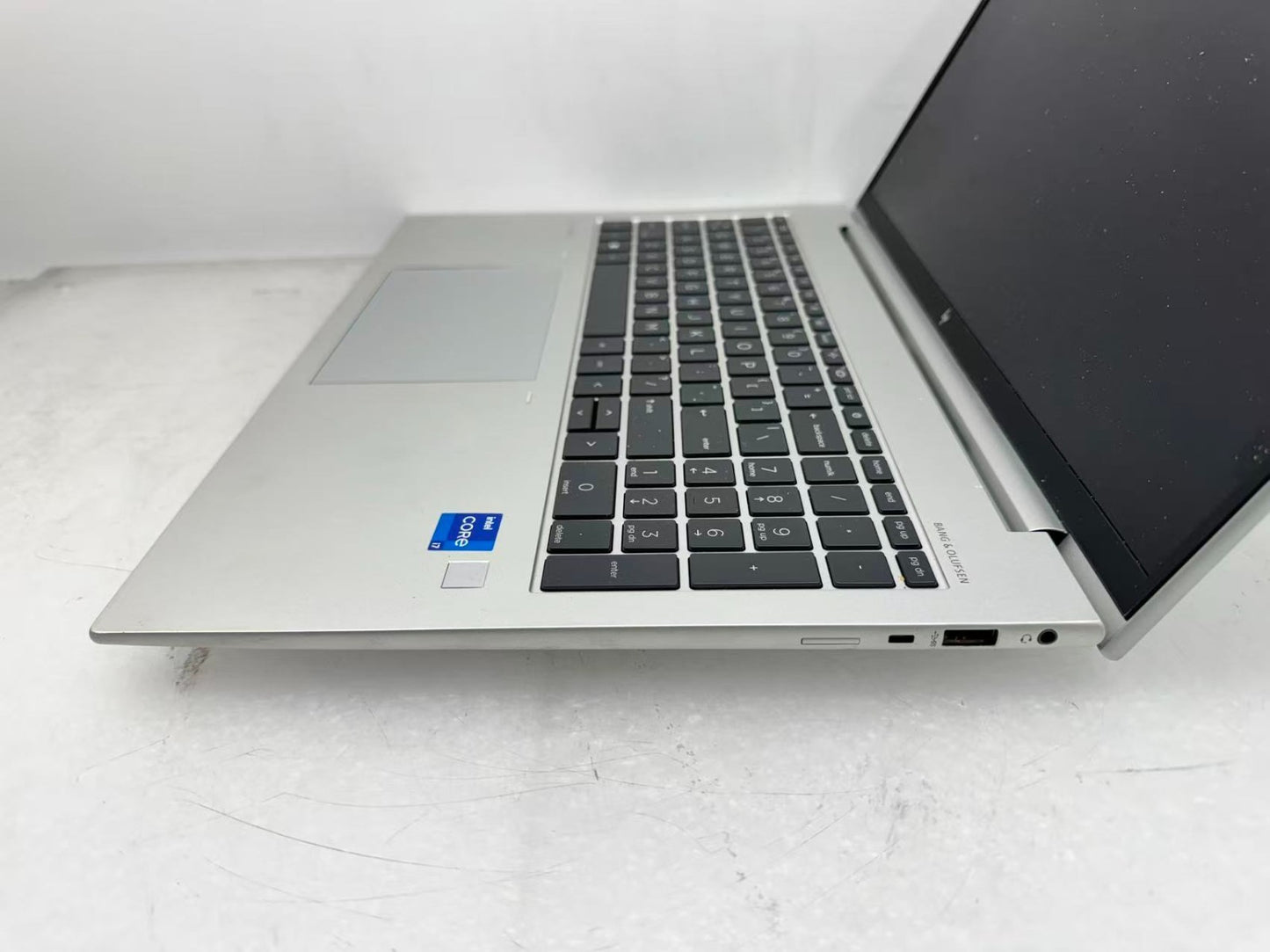 HP Elitebook 860 G10 Laptop Intel i7-1360P@2.2GHz 8GB 256GB w/AC  *READ*