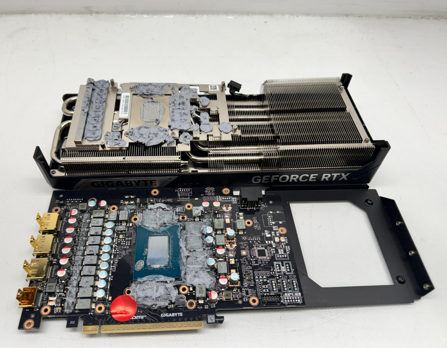 GIGABYTE GeForce RTX 5080 16GB GDDR7 GV-N5080WF3OC-16GD Not Working *Read*