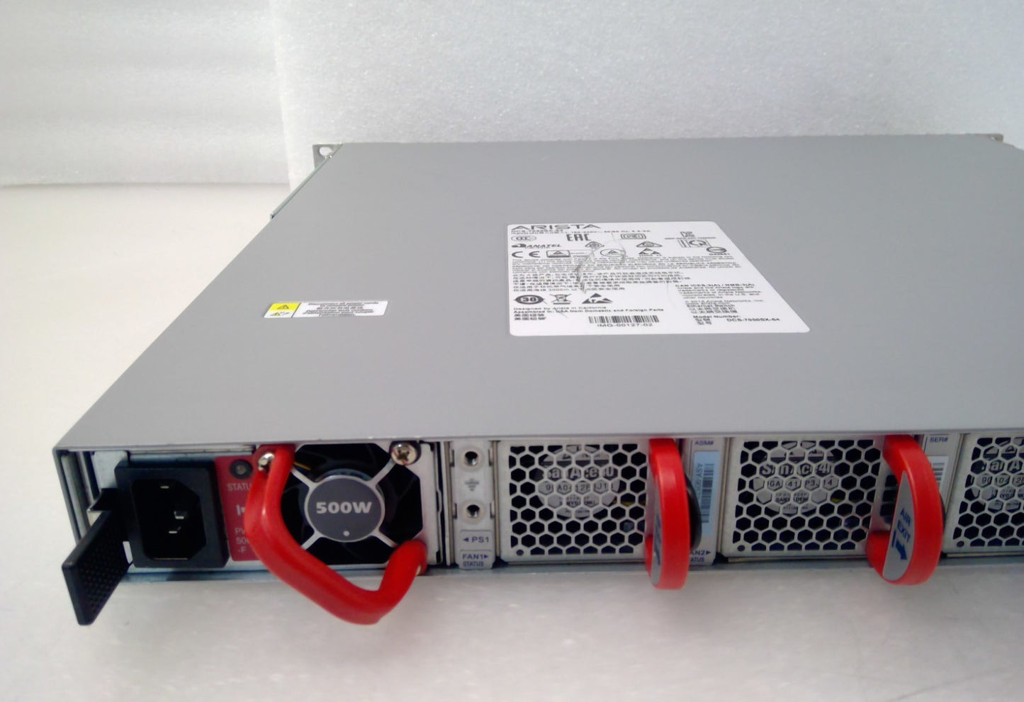 Arista DCS-7050SX-64-F 48x10GbE SFP+ 4xQSFP+ Front-to-Rear Air 2X PWR-500AC-F