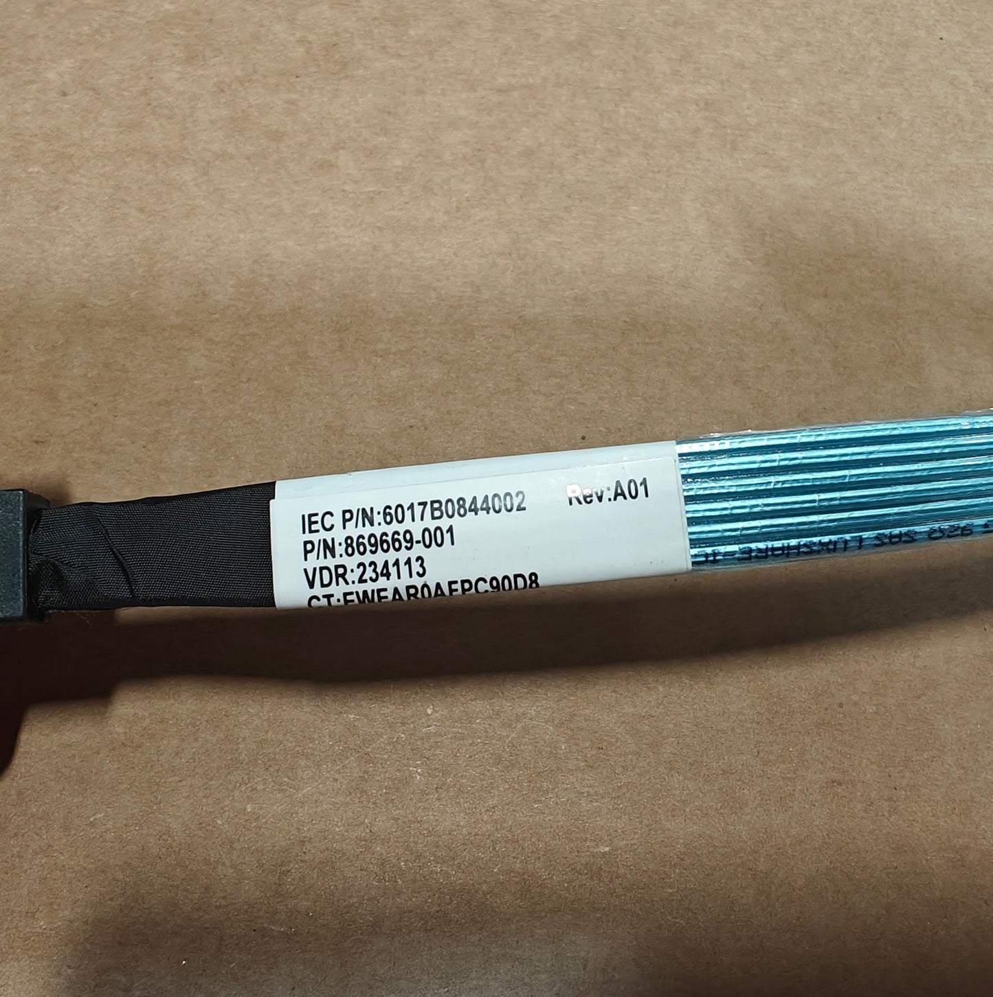 HPE 869669-001 2 SFF SAS/SATA Backplane Cable to P816i-a Smart Array Controller