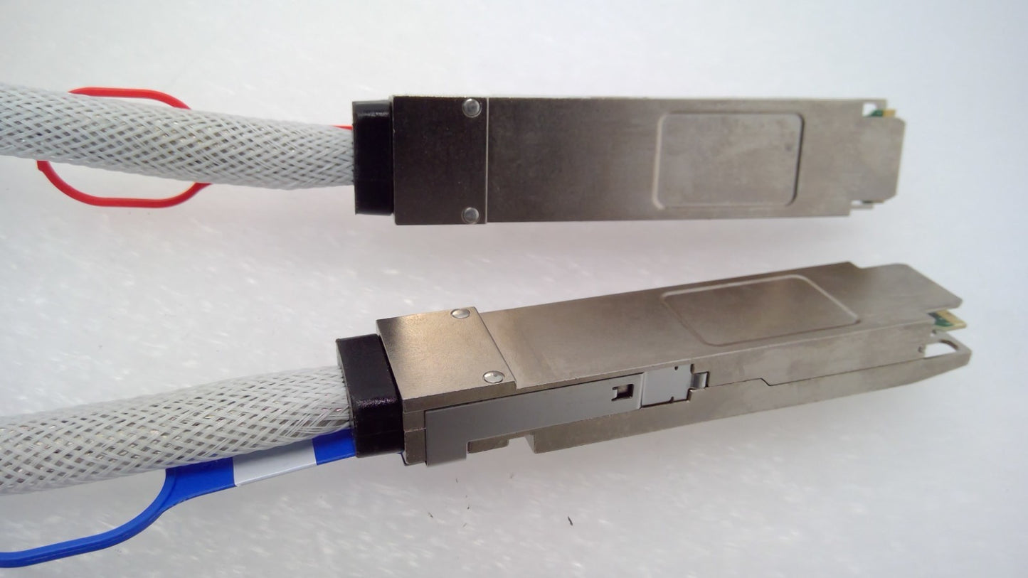 Amphenol 400G OSFP Passive DAC Cable 1.13M 30AWG NJPPER-G723-01 1197457-01