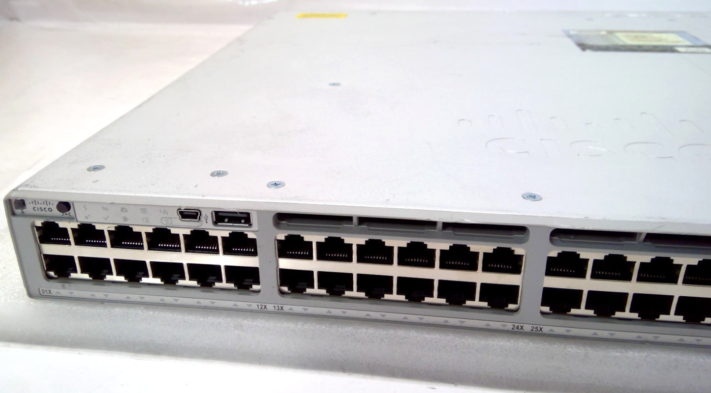 Cisco C9300-48H-A Catalyst 9300 48-Port UPOE+ Switch W/MODULE  *NO PSU NO FANS*
