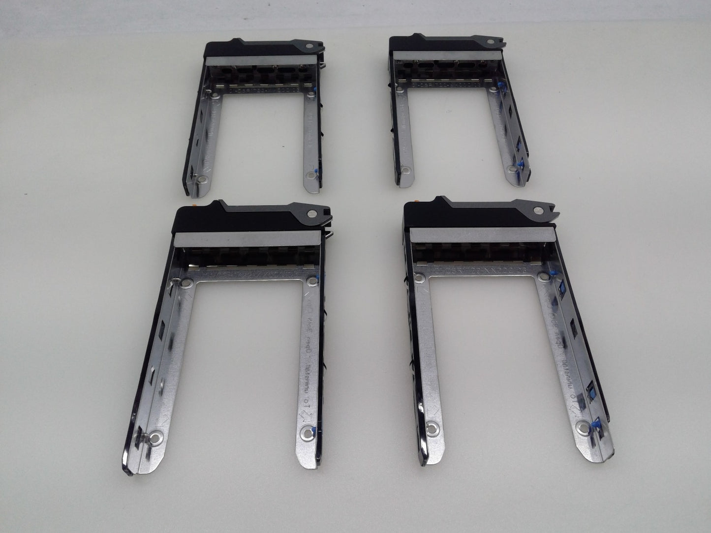 Lot of 4 01-CSR1722-XX00C103 Hot Swap 2.5" SAS/SATA HDD Tray /caddy Toolless