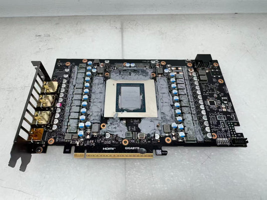 For Parts GIGABYTE RTX 5090 GDDR7 PCB With Core "Not Working"