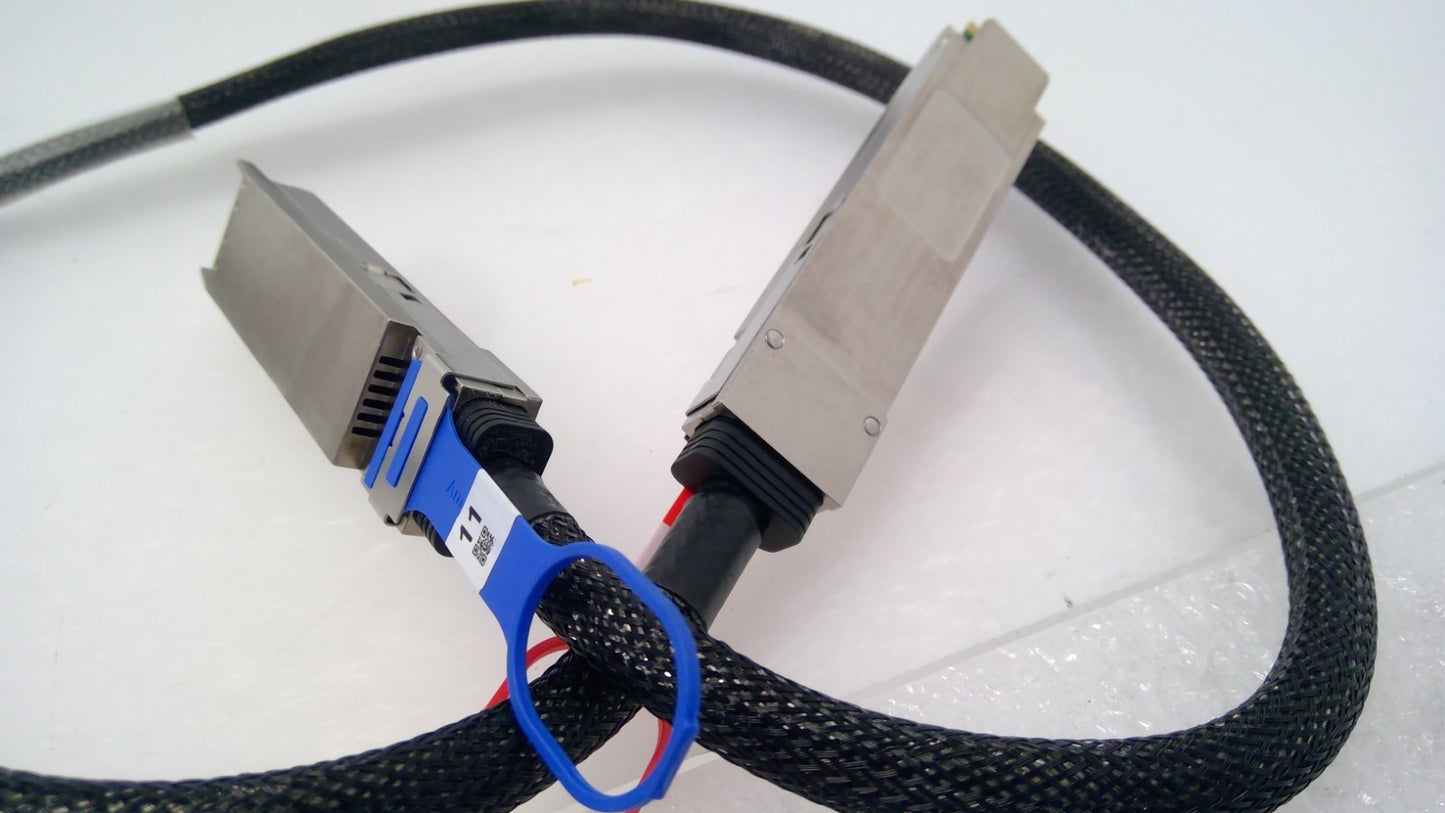 Amphenol 400G QSFP-DD TO QSFP-DD DAC Cable 1.13M 30AWG NJPPER-G605-01 1133366-01