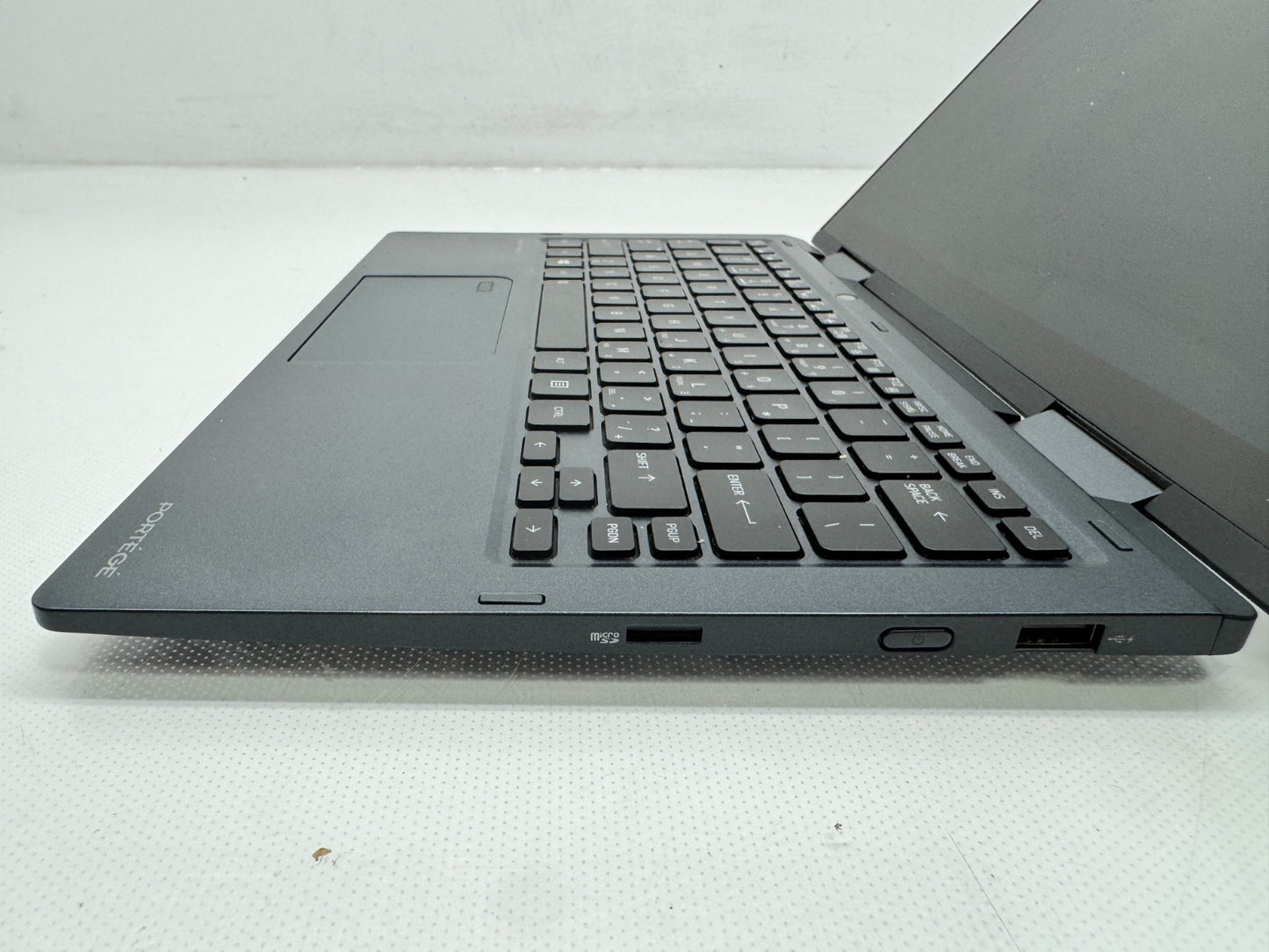 Dynabook Portege X30W-J 13" Touch i5-1135G7@2.4GHz 8GB RAM 256GB SSD Win11