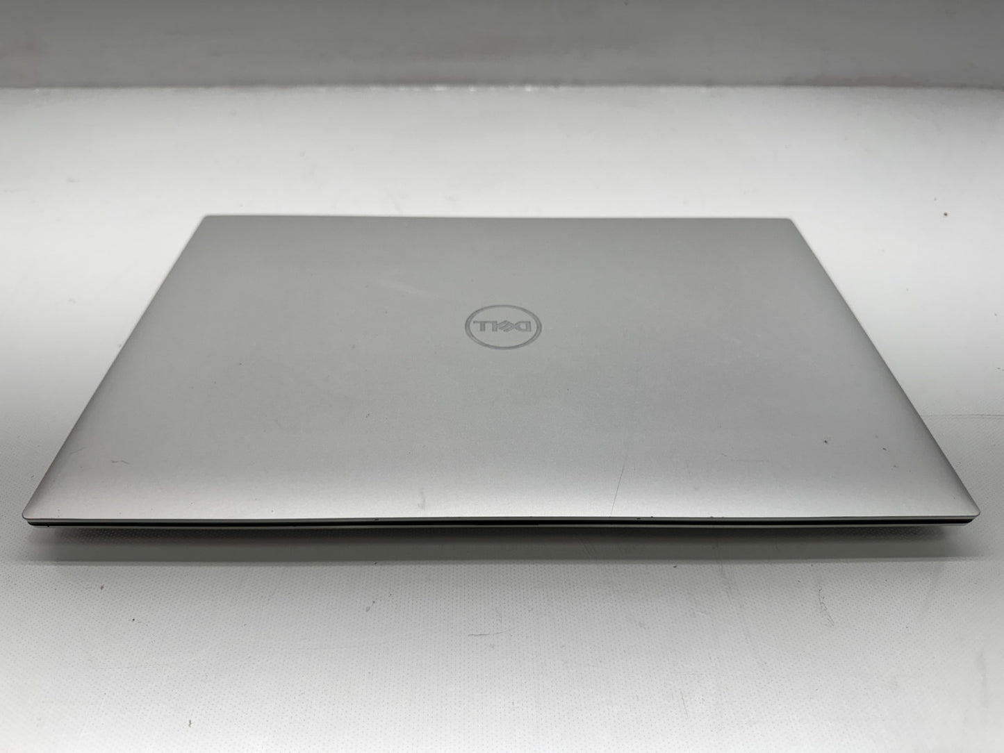 Dell XPS 17 9700 Intel i7-10875H@2.3Ghz 16GB 256G RTX 2060 Windows 11 W/AC