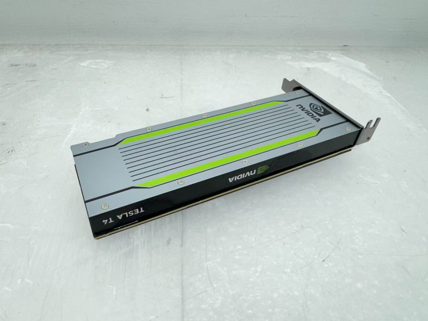 NVIDIA Tesla T4 16GB GDDR6 GPU Graphics 699-2G183-0200-200H