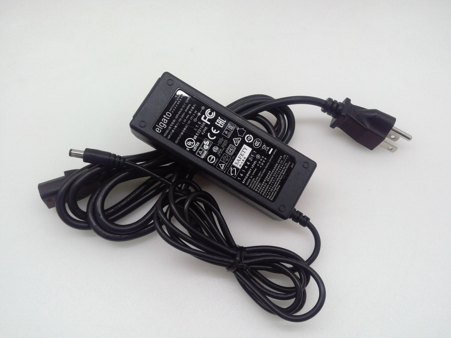 Genuine elgto ADS-65LSI-12-1 12060G AC/DC Power Supply Adapter 12V 5A 60W