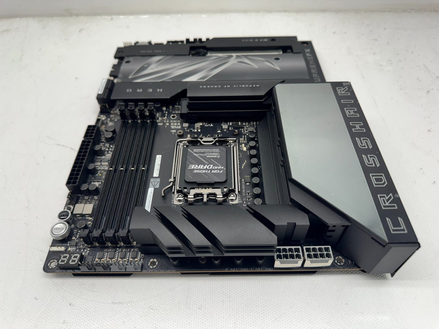 ROG CROSSHAIR X870E HERO Socket AM5 DDR5 PCIE 5.0 x 16 Motherboard