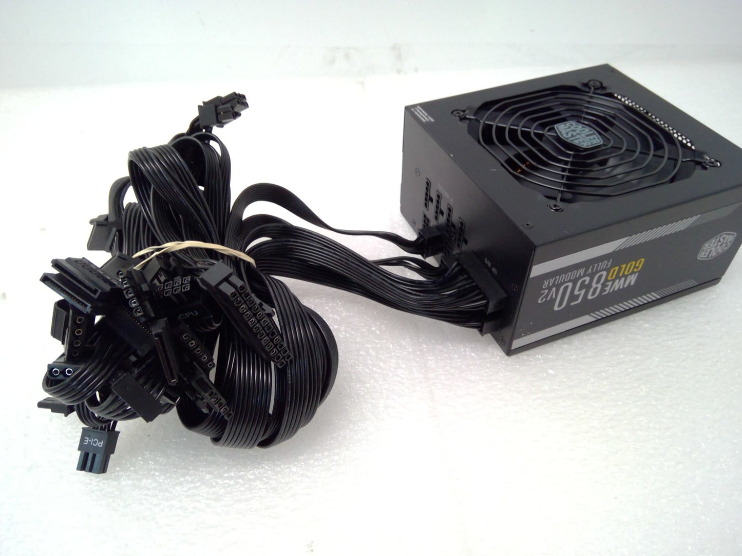 Cooler Master MWE Gold 850 V2 Full Modular 850W 80+ Gold Power Supply