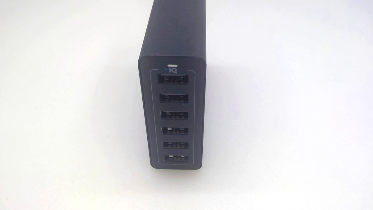 Anker PowerPort 6 A2123 60W 6-Port USB Desktop Charger PowerIQ Charging Hub