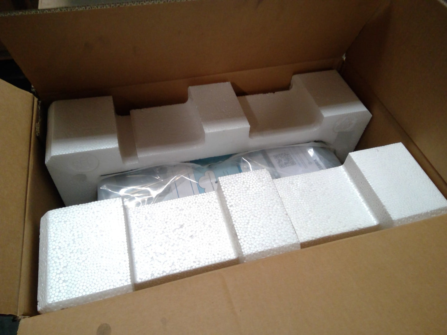 NEW Zebra ZT411 Thermal Transfer & Direct Label Printer ZT41142-T010000Z