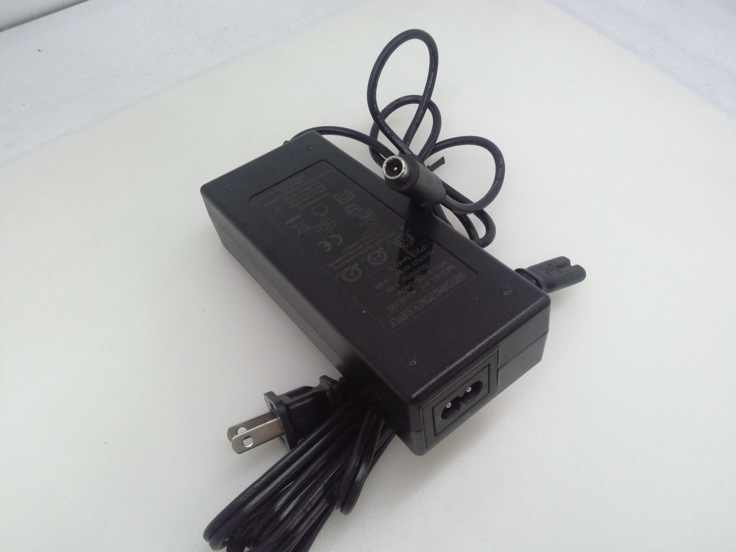 42V Power Supply Charger Switching Model FY-4202000 Input 100-120v 50/60Hz