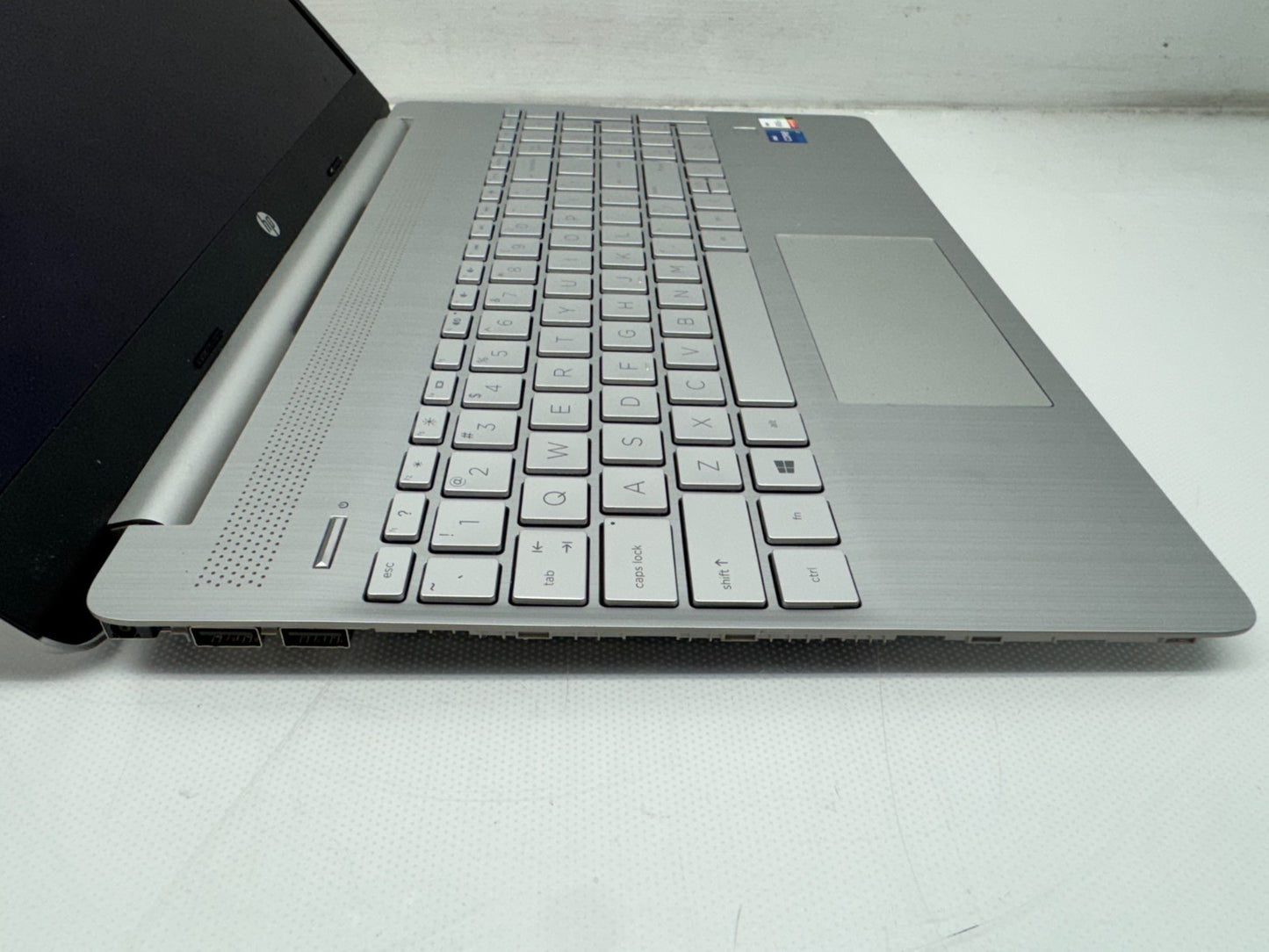 HP Laptop 15t-dy200 CTO Touch Intel i7-1165G7@2.8GHz 16G 256GB Win11 W/AC *READ*