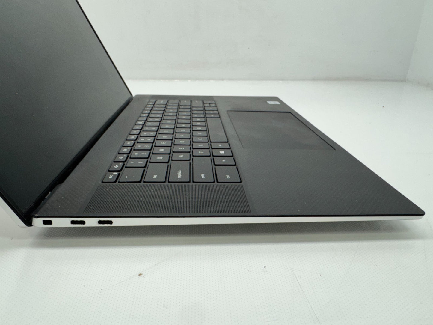 Dell XPS 17 9700 Intel i7-10875H@2.3Ghz 16GB 256G RTX 2060 Windows 11 W/AC