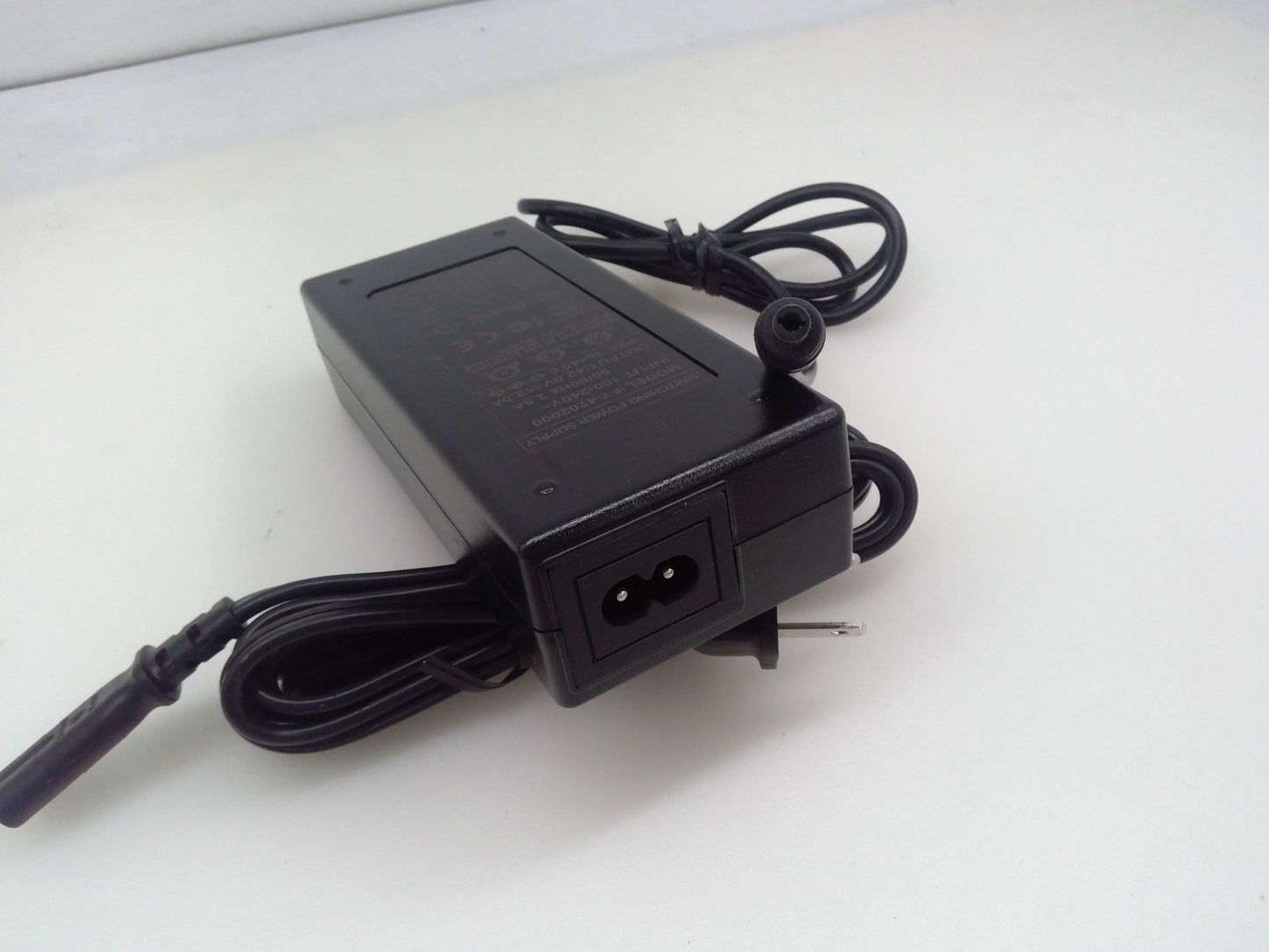 FUYUANDIAN 42V 2A Power Supply Charger Switching Model FY-4202000 Tip 5.5*2.5mm