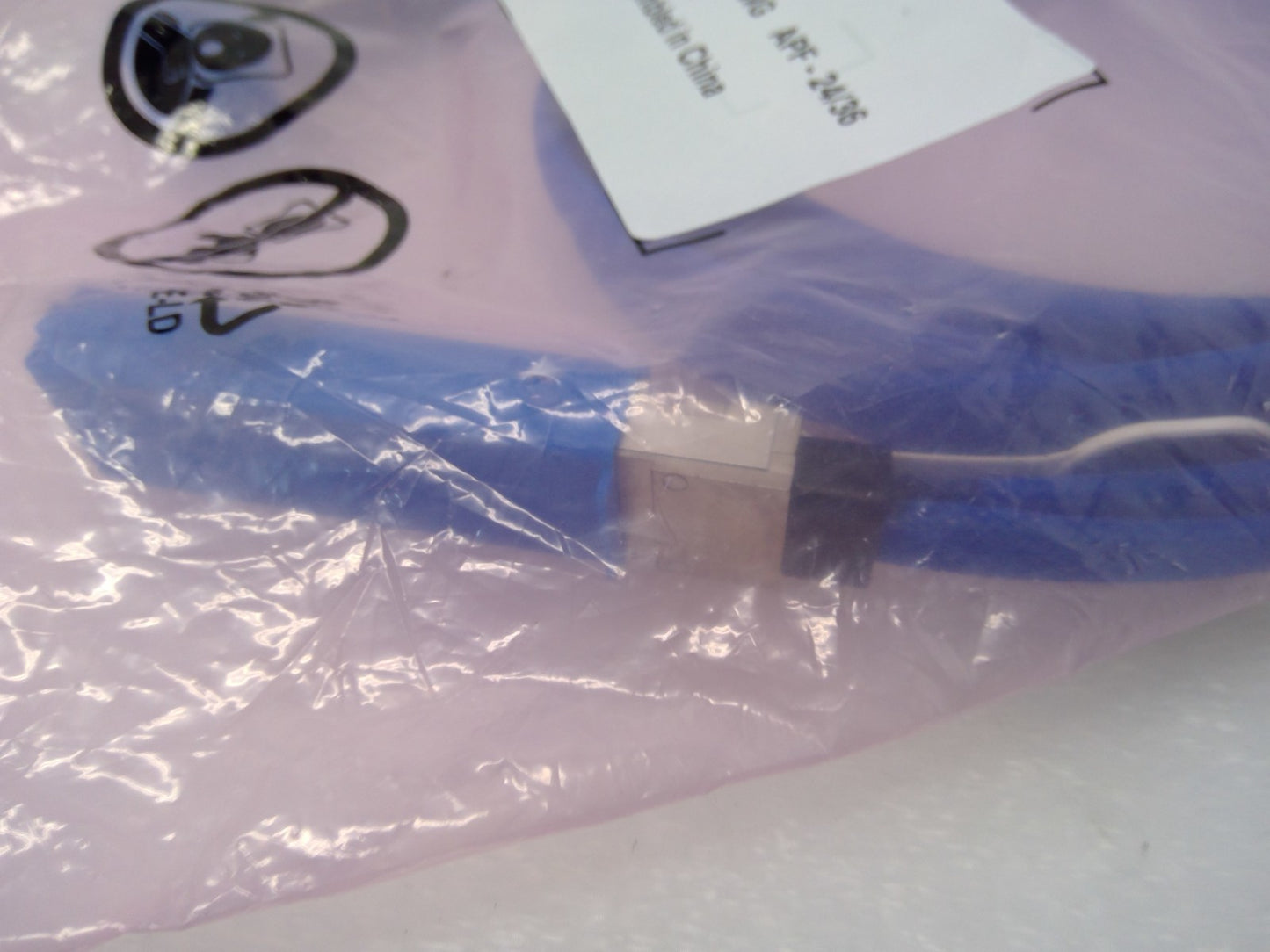 New Amphenol 400G OSFP to 2x200G QSFP56 DAC Cable 3m 30AWG NJPRGR-G603-01