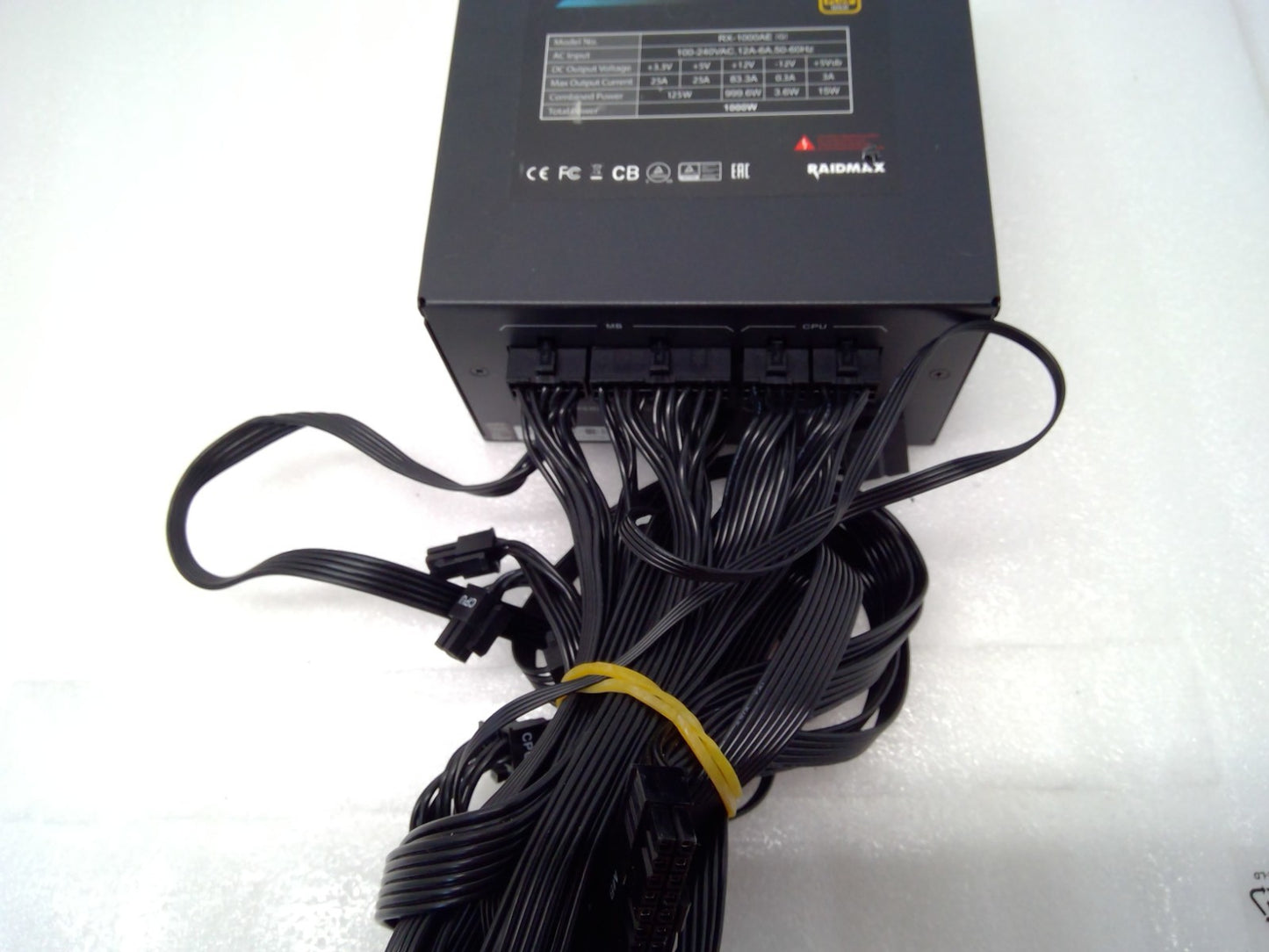Raidmax RX-1000AE 1000W 80 Plus Gold semi-modular ATX Power Supply