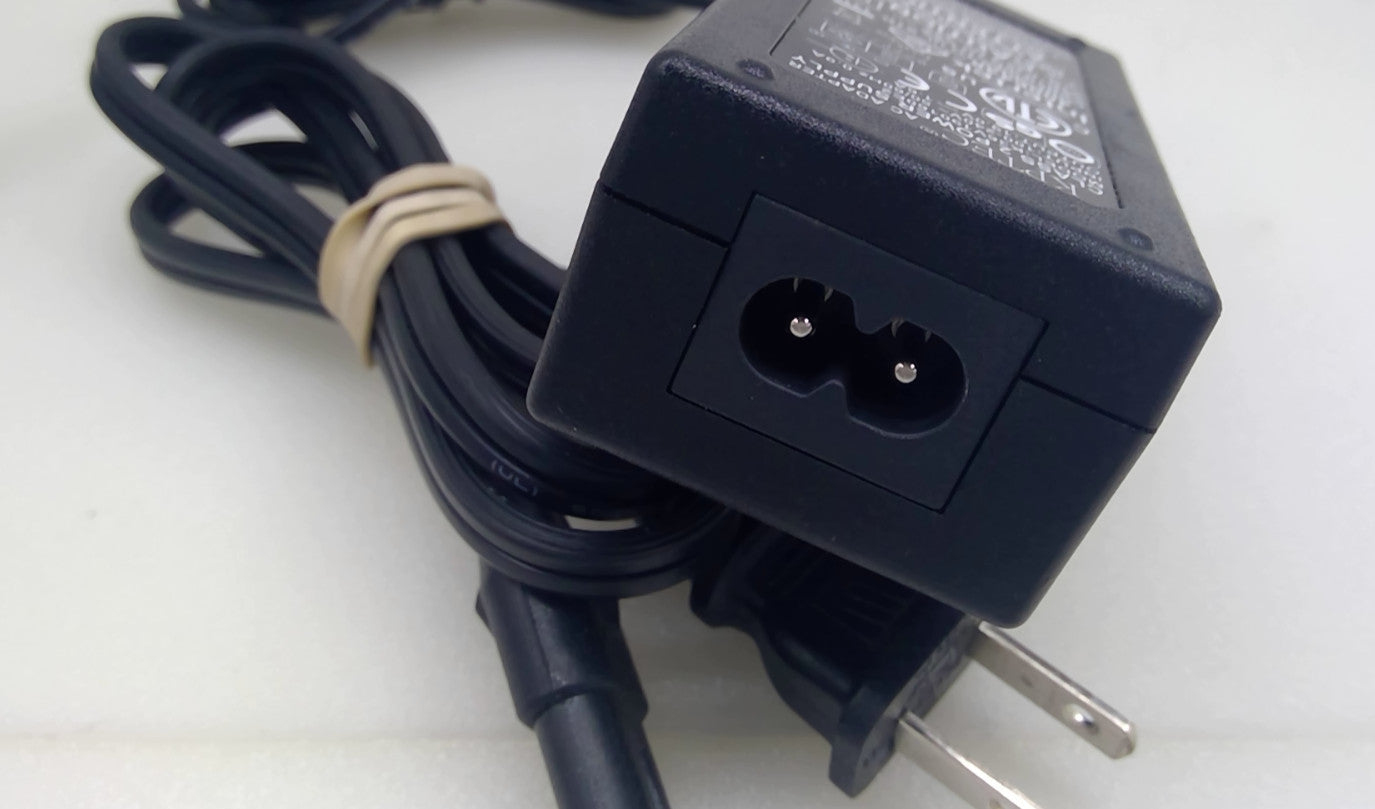 KPTEC K36V190160E2 19V 1.6A 30W AC Adapter Power Supply 2.5mm X 0.5mm