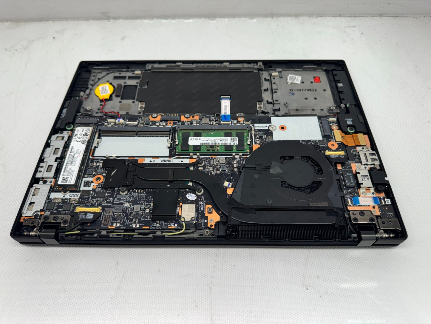 Lenovo ThinkPad T14 Gen 5 Intel Ultra 5 135U@1.6GHz 16GB 256GB W/AC *READ*