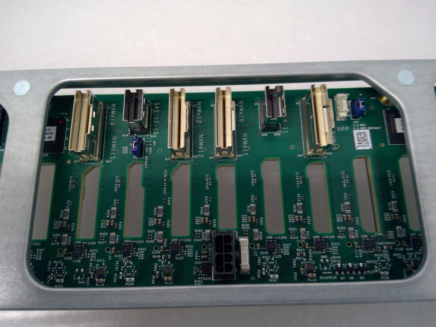 Supermicro BPN-NVME4-HS219N-S24 2U 24-slot 2.5" NVMe/SAS/SATA