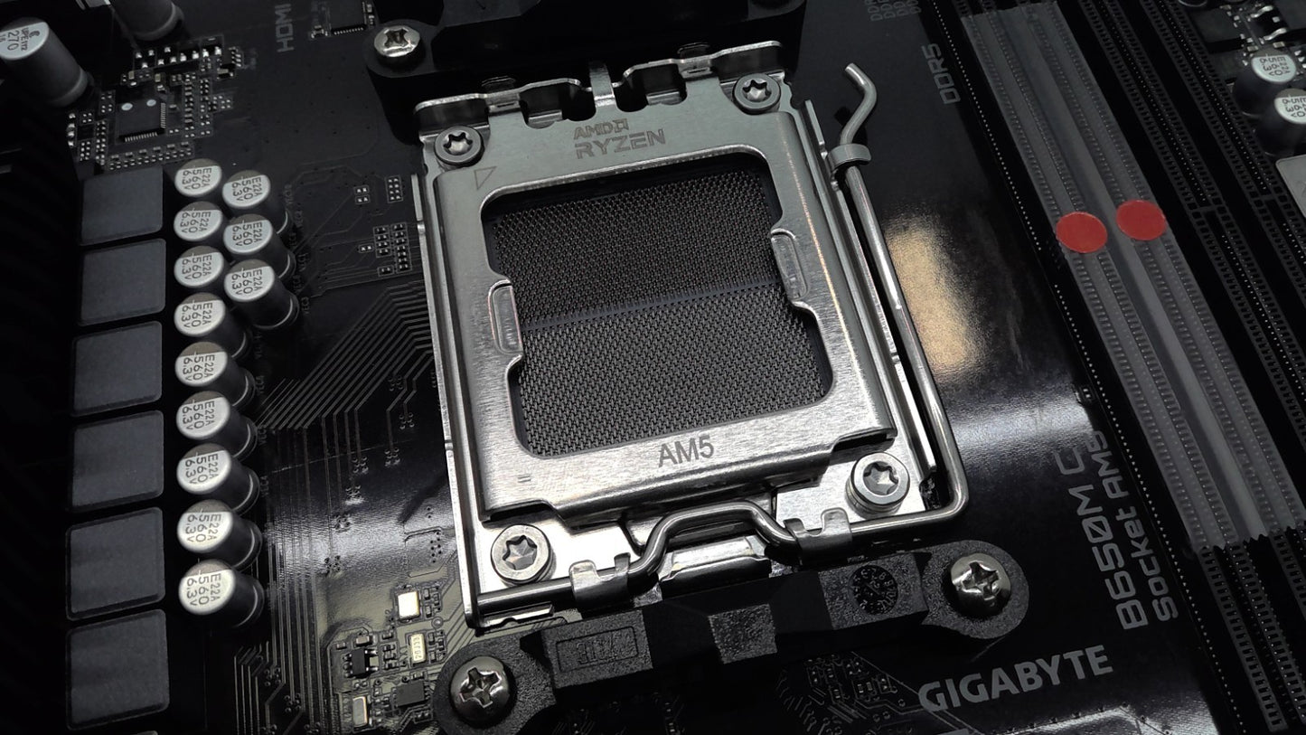 GIGABYTE B650M C Micro ATX Motherboard AMD Socket AM5 DDR5 HDMI * Details*