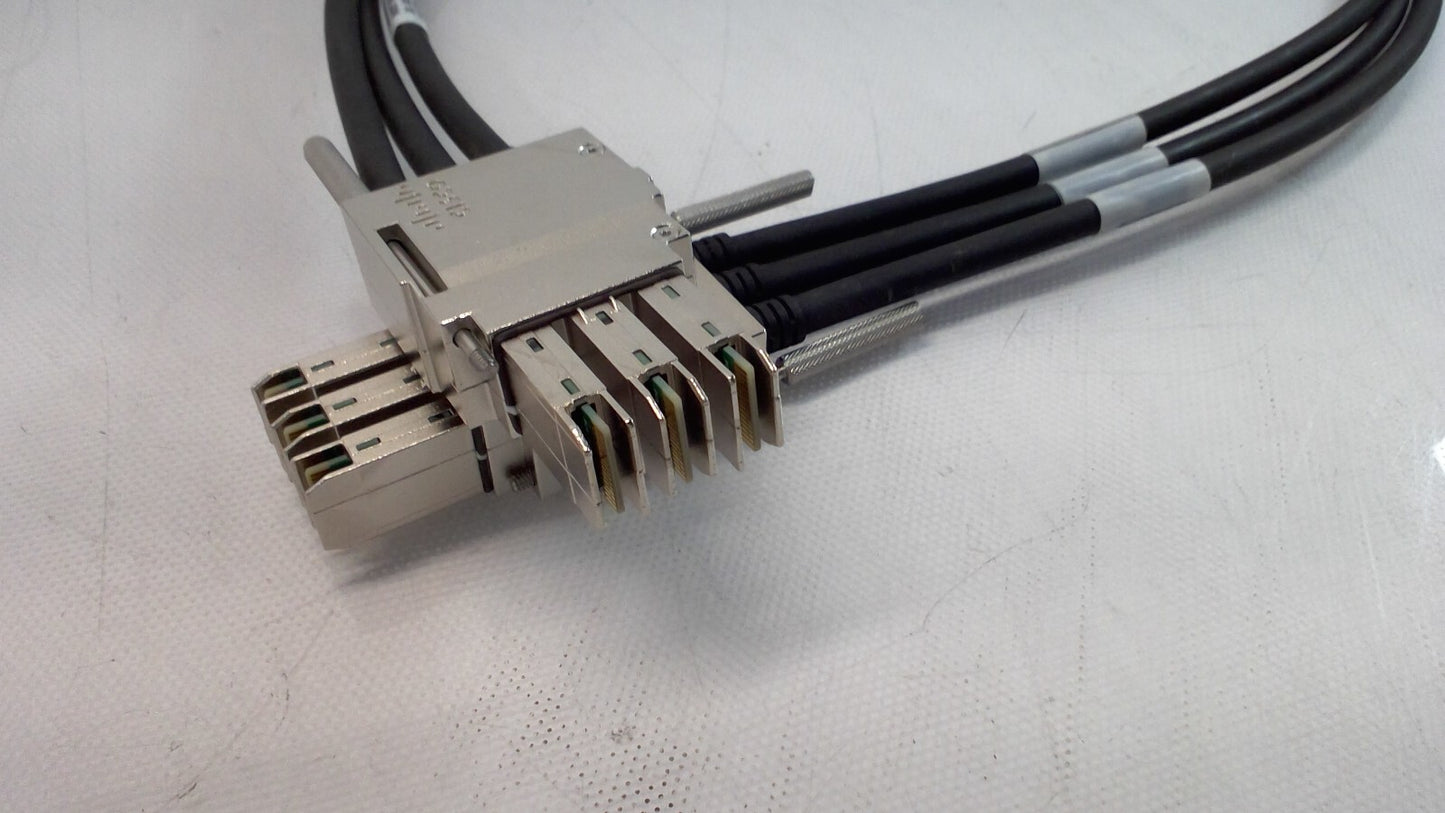 Cisco Stacking Cable 800-40404-01 (STACK-T1-1M V01) for 3850 Series