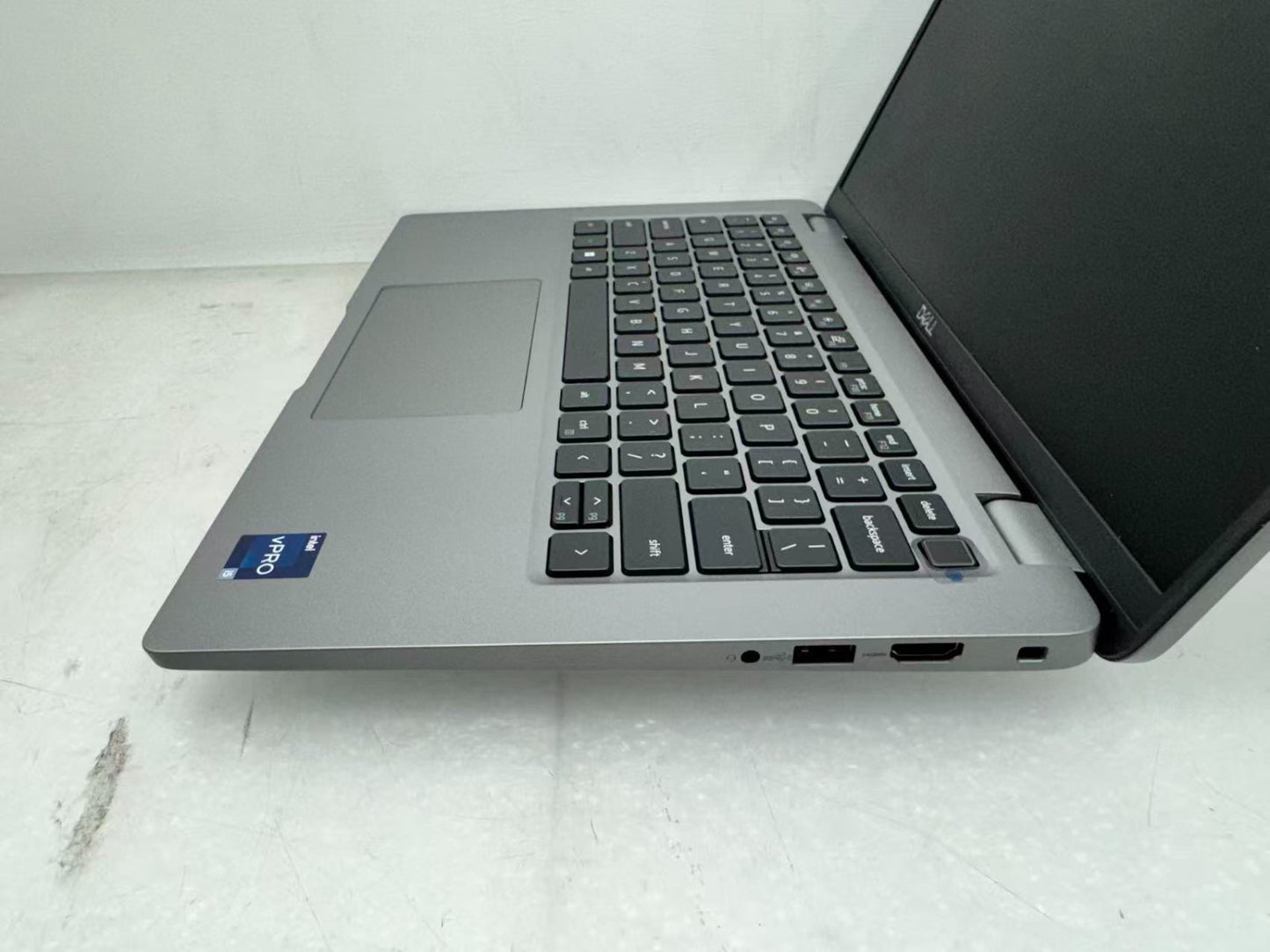 Dell Latitude 5440 LT Intel FHD i5-1345U@1.6GHz 16G 256G Windows 11 NoAC READ
