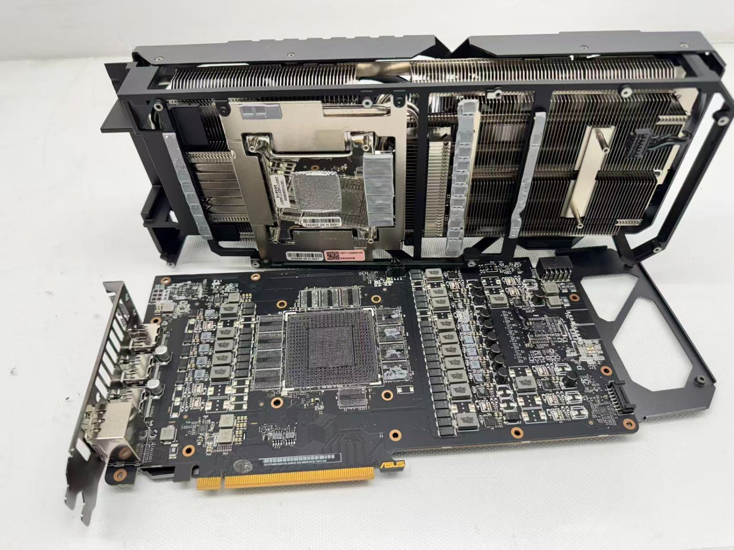 *Read*ASUS TUF RTX 4090 Heatsink PCB- No Core Memory