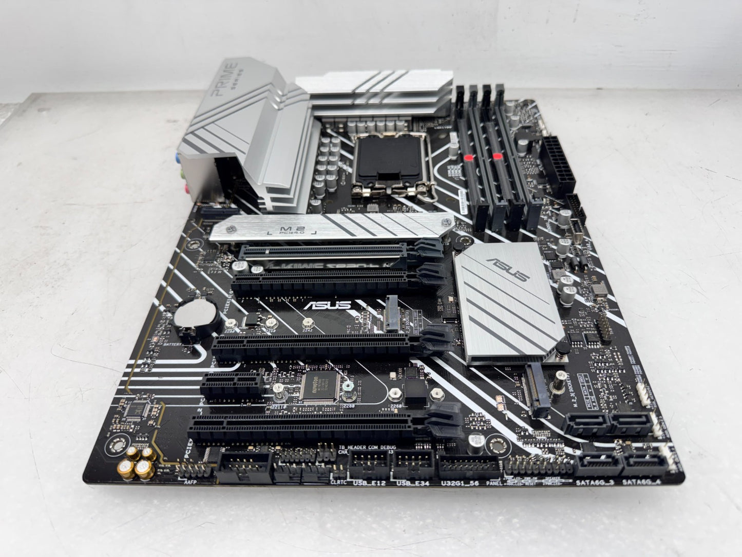 ASUS PRIME Z690-P WIFI LGA1700(Intel 12th Gen) ATX Motherboard No WIFI *READ*