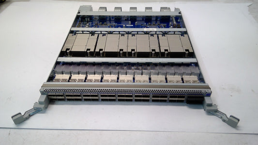 Arista  DCS-7500R2M-36CQ-LC  7500R2 Series 36 Port 100GbE QSFP100 with MACsec