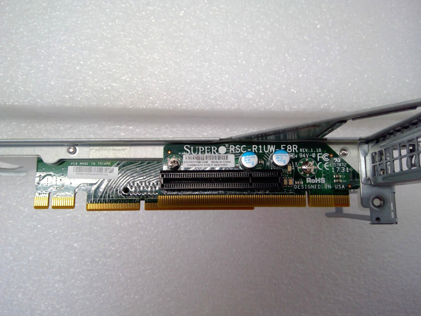 Supermicro RSC-R1UW-2E16/RSC-R1UW-E8R 1U WIO &PCI-E x16/x8 Riser Cards W/Bracket